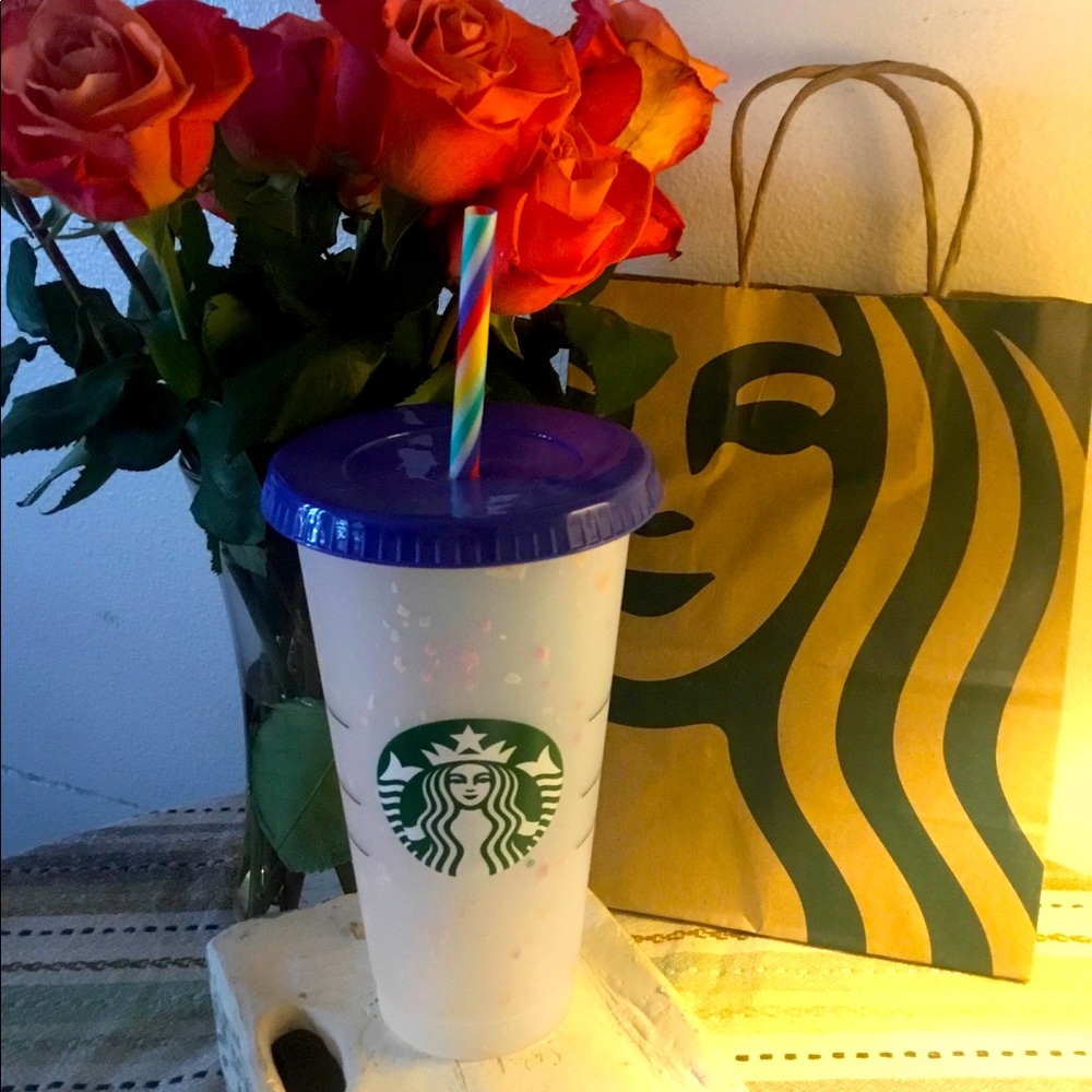 🌈Starbucks Pride 2020 color changing confetti cup🌈